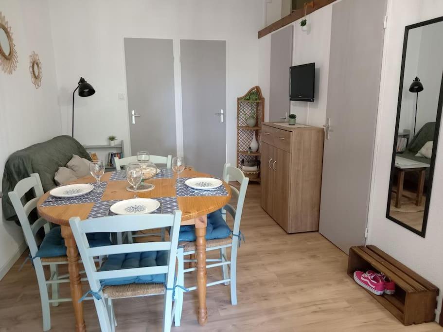 Jolie Maisonnette Dans Residence Calme Avec Piscine Le Barcarès エクステリア 写真